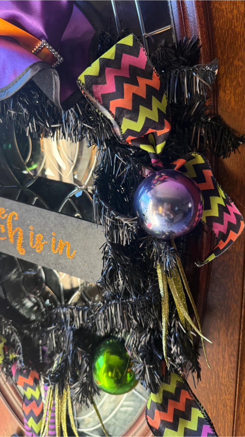 Halloween Witch Door Wreath - photo 4