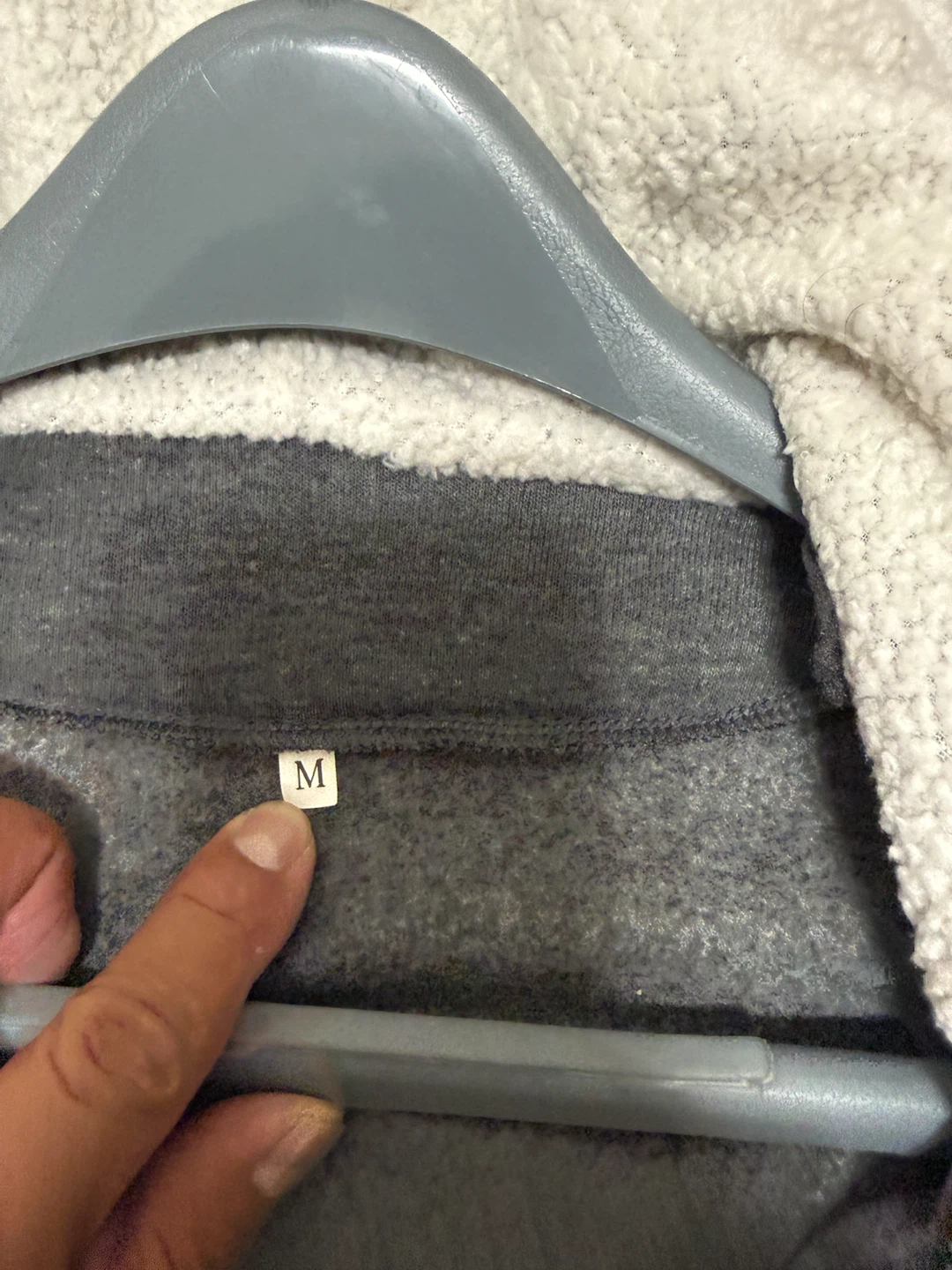 Gray hooded fleece-lined jacket - photo 3