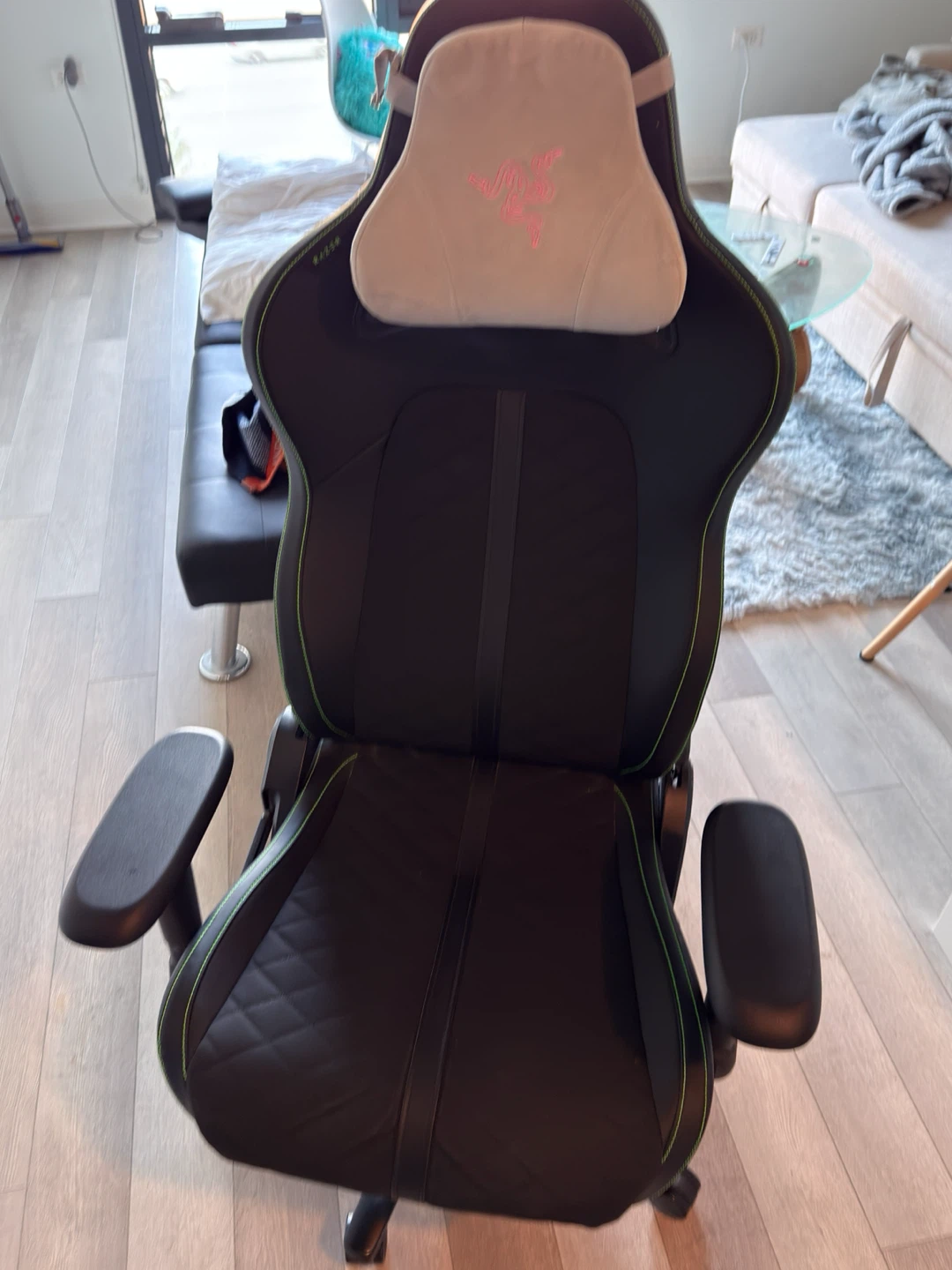 Razer Gaming Chair - photo 2