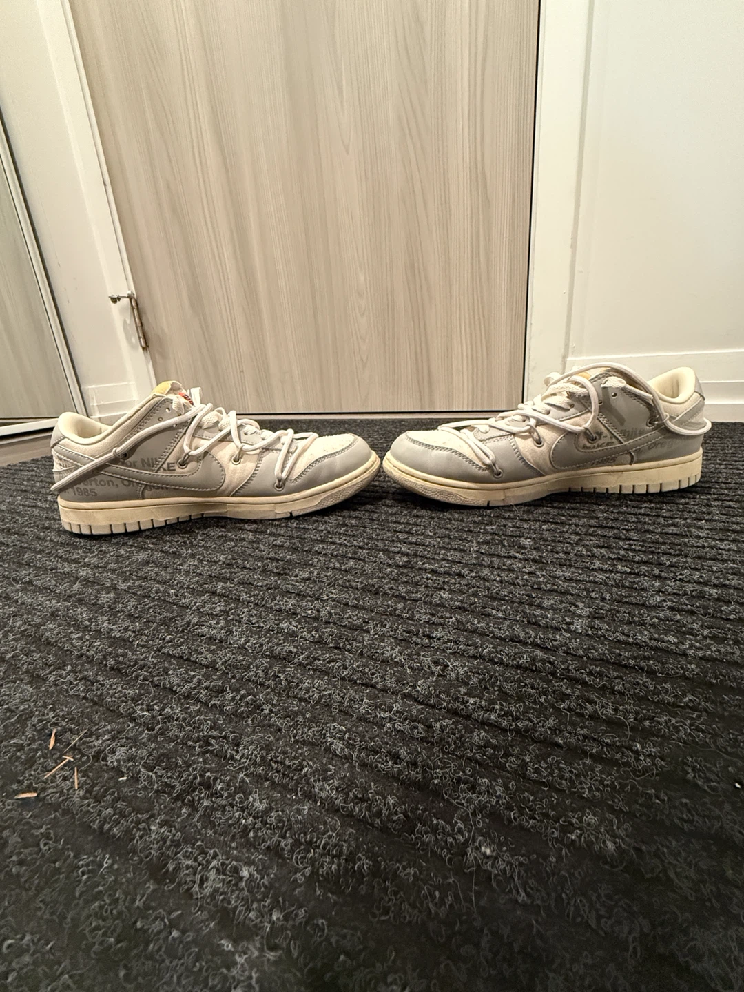 Nike Off-White Dunk Low Lot 2 - photo 2