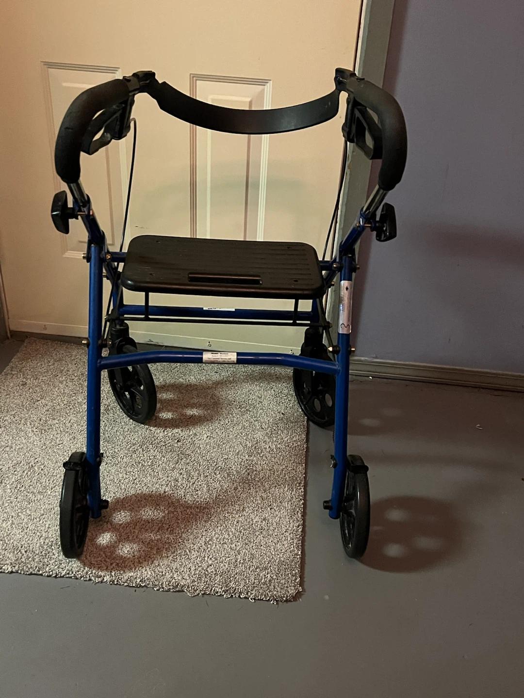 4 wheeled Medical Rollator Walker