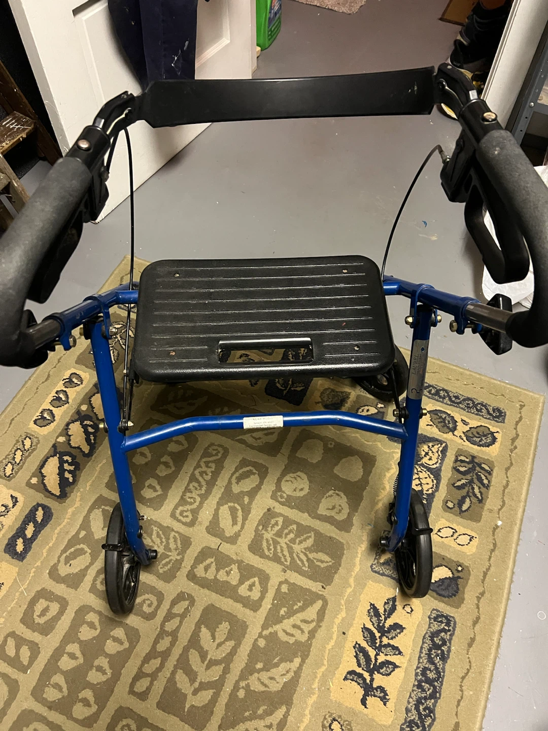 4 wheeled Medical Rollator Walker - photo 2