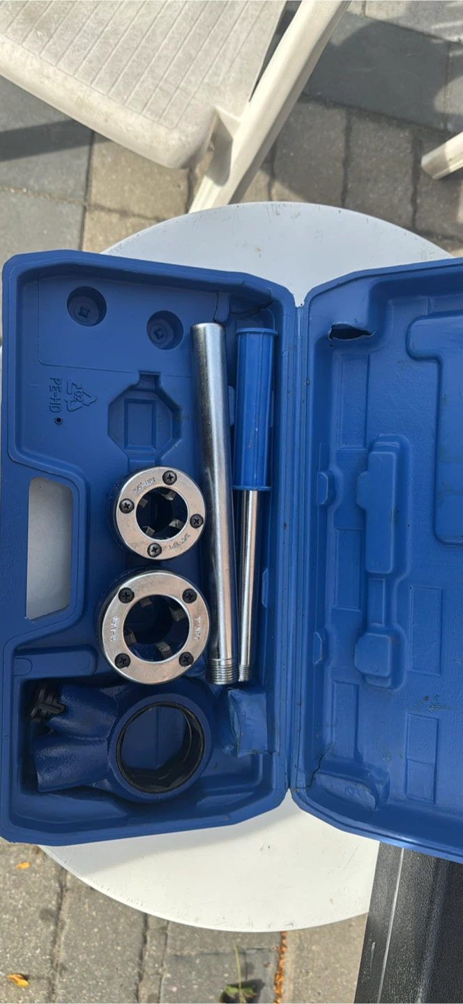Pipe Threader Tool Kit - photo 2