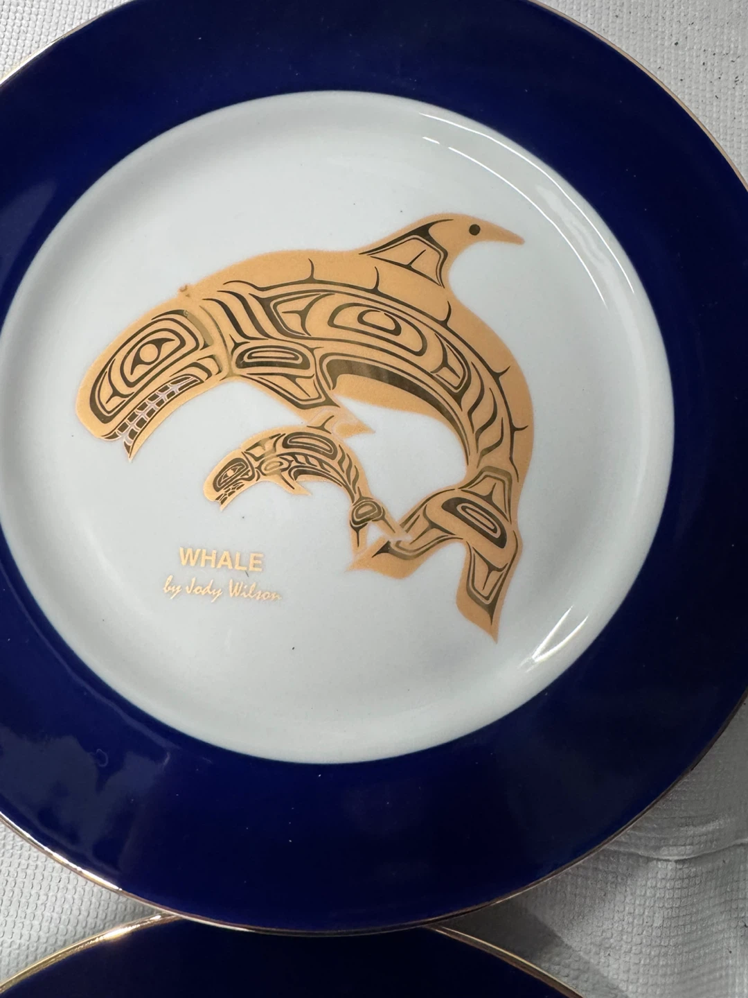 Banawe Canada Decorative Plate Whale by Jody Wilson