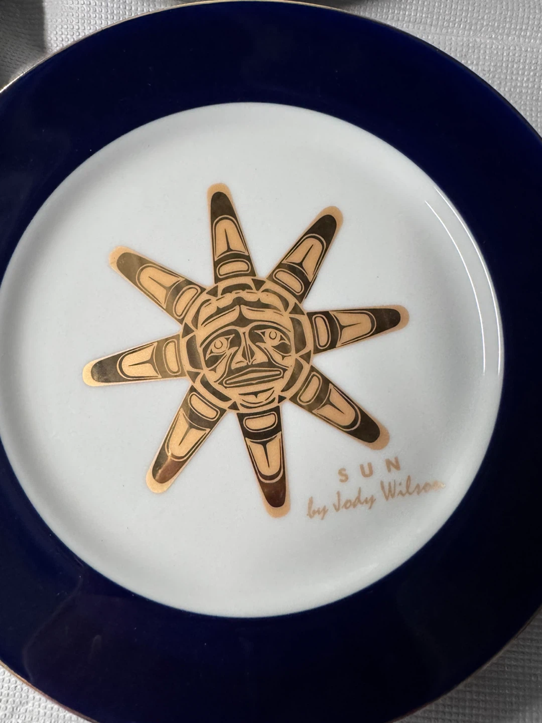Banawe Canada Sun Decorative Plate by Jody Wilson
