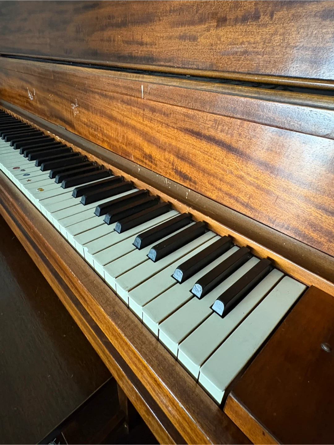 Traditional Upright Piano with Bench