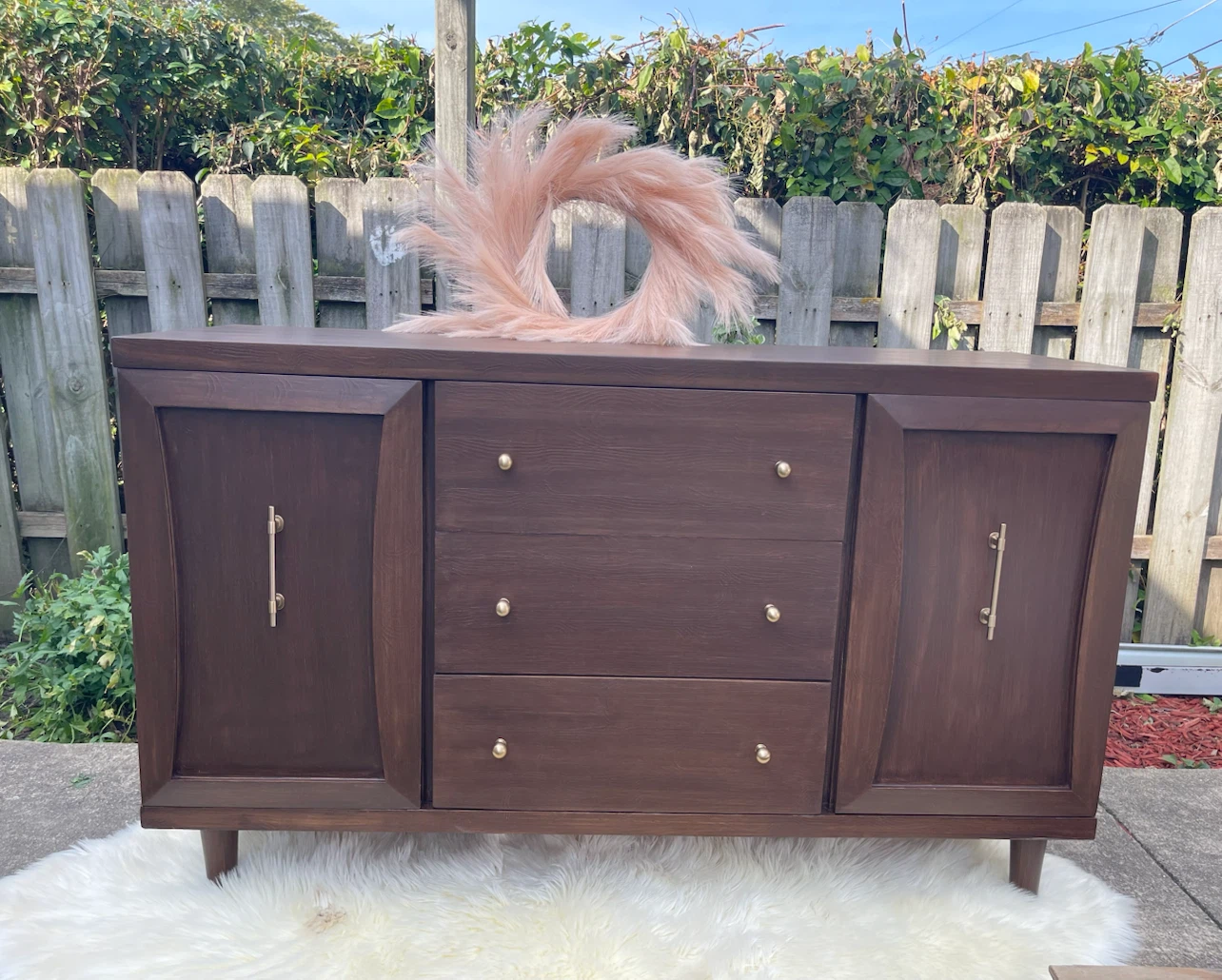 Restored MCM Beautiful Credenza/Tv Stand/Entrance Piece - photo 5