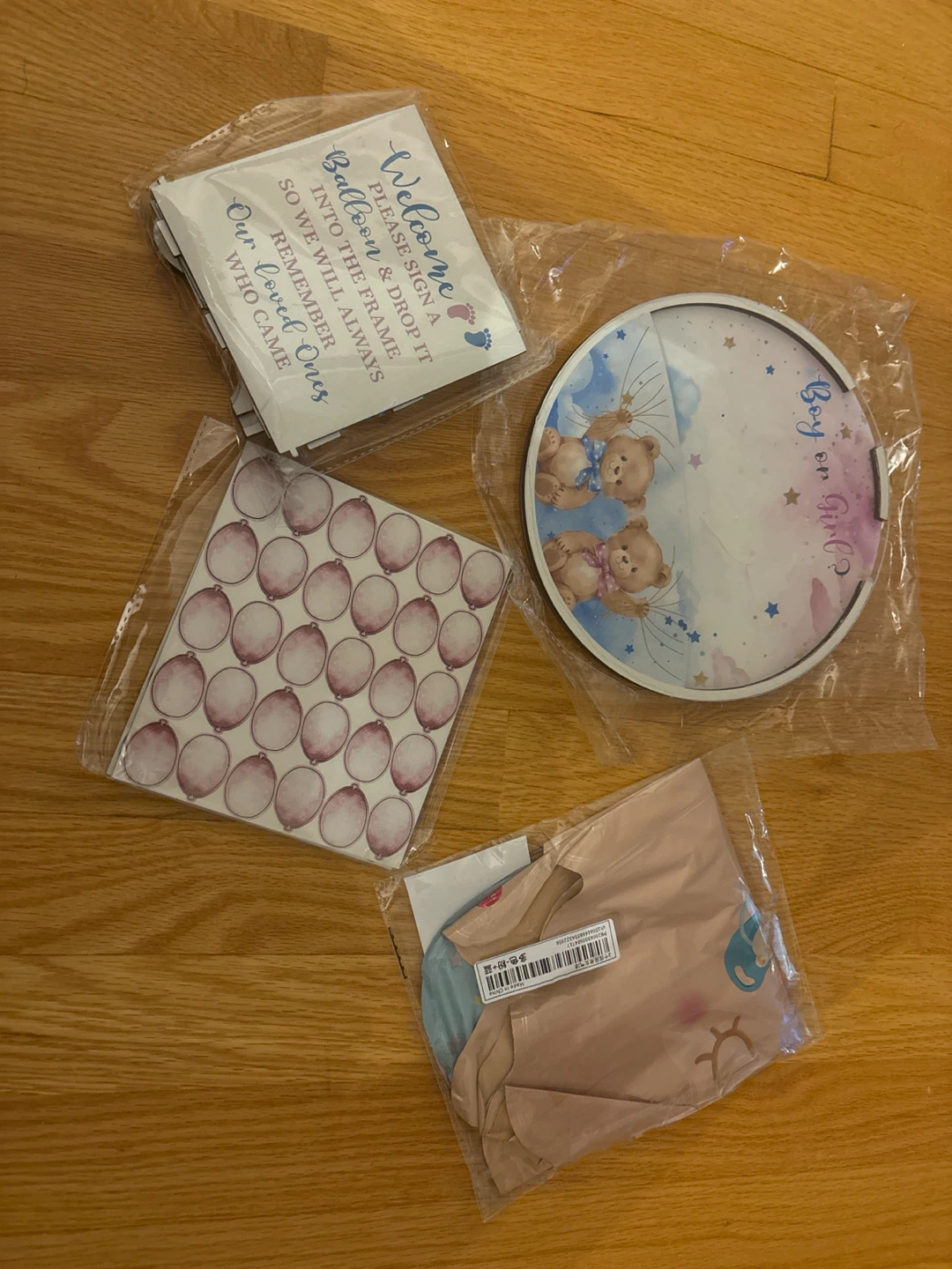 Baby Gender reveal items