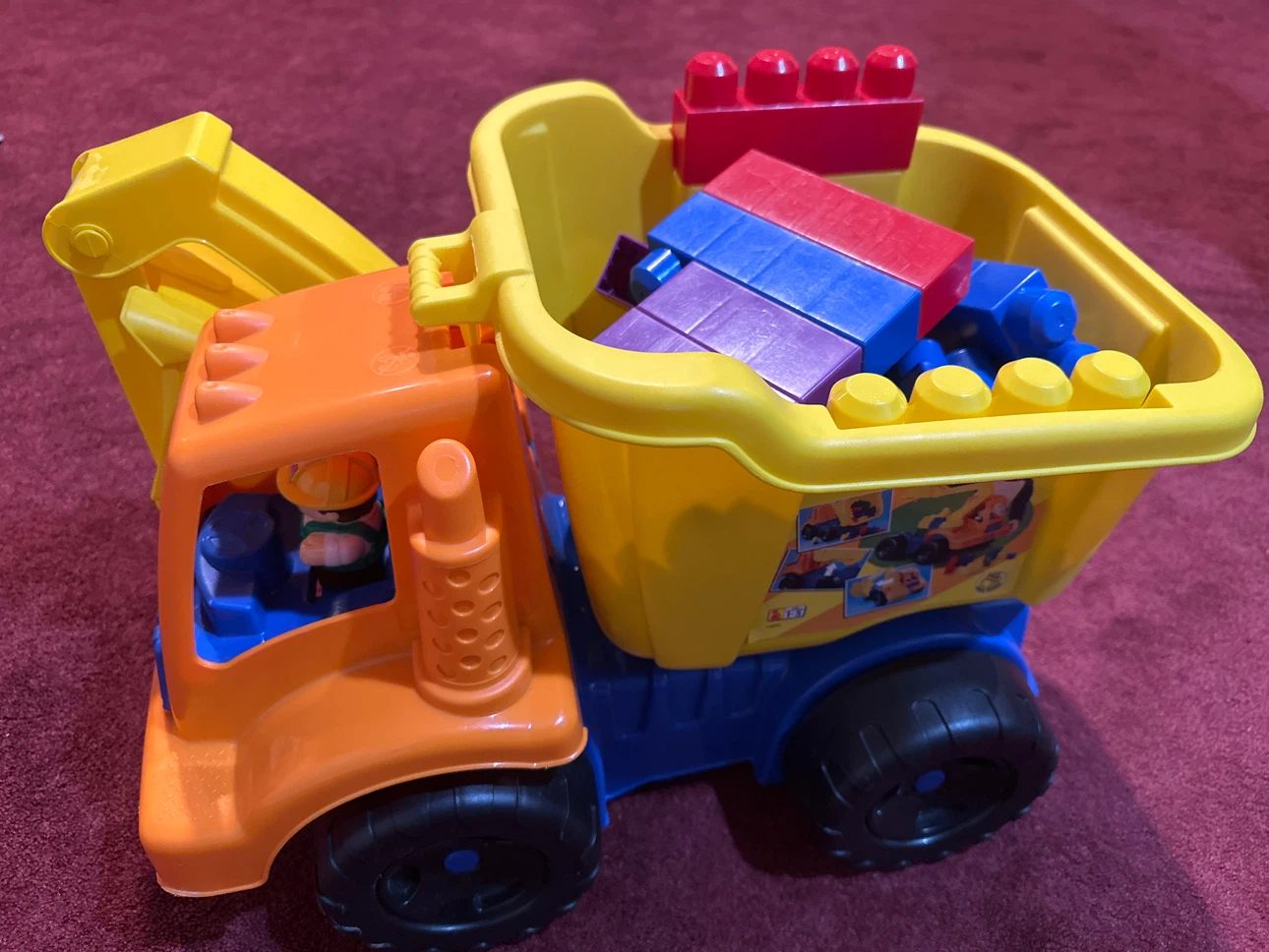 Mega Bloks CAT Construction Truck with Blocks