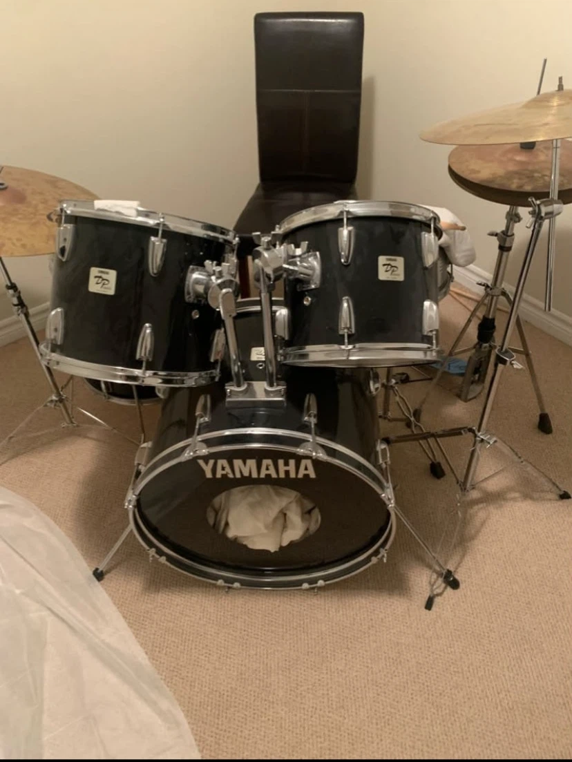 Yamaha DP Series Drum Set