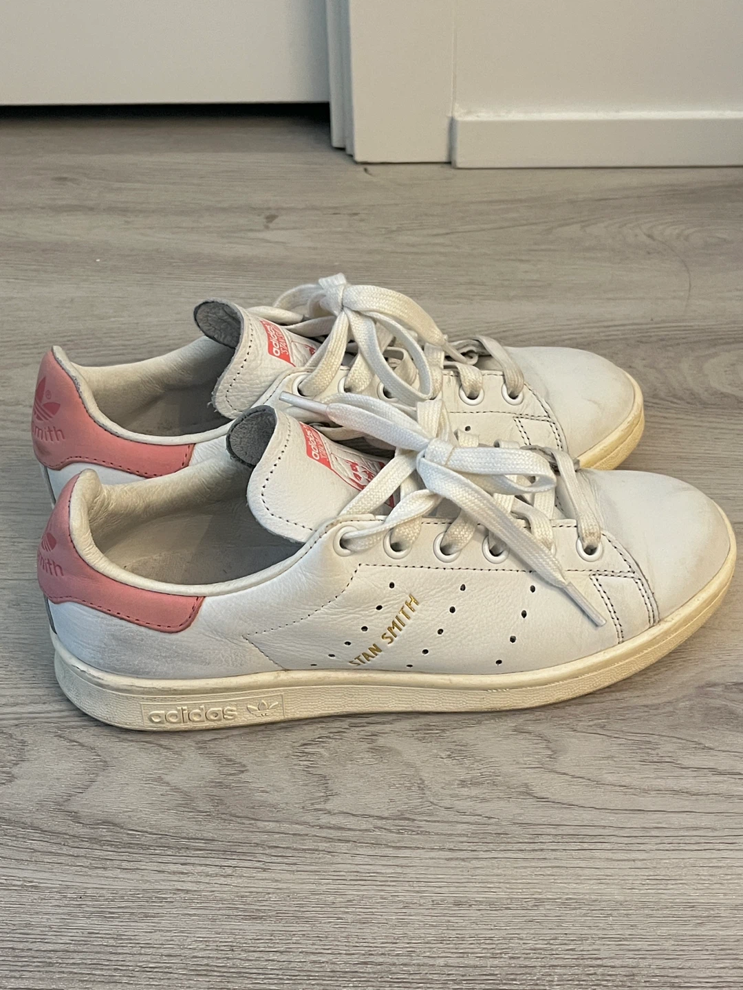 Adidas Stan Smith Sneakers — Women US 6 - photo 5