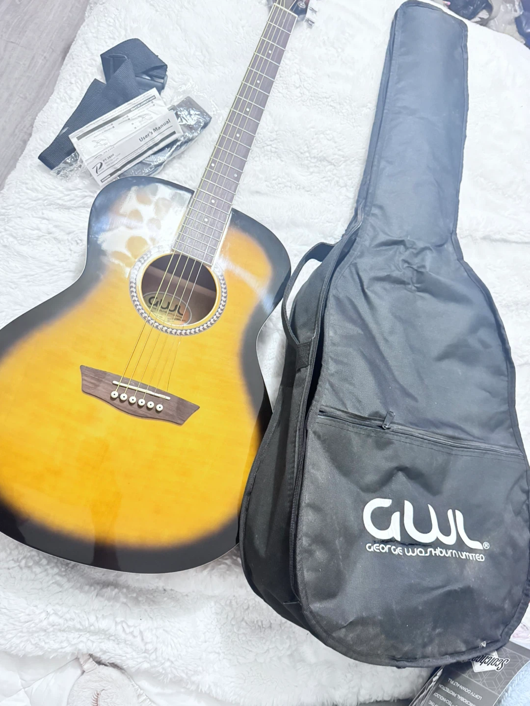 George Washburn Limited Acoustic Guitar with Bag - photo 4