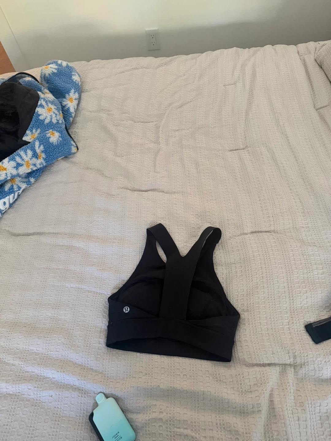 Lululemon Black Sports Bra - photo 2