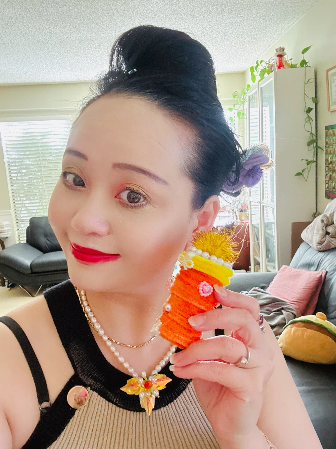 Handmade McDonald's Themed Pipe Cleaner Craft - photo 4