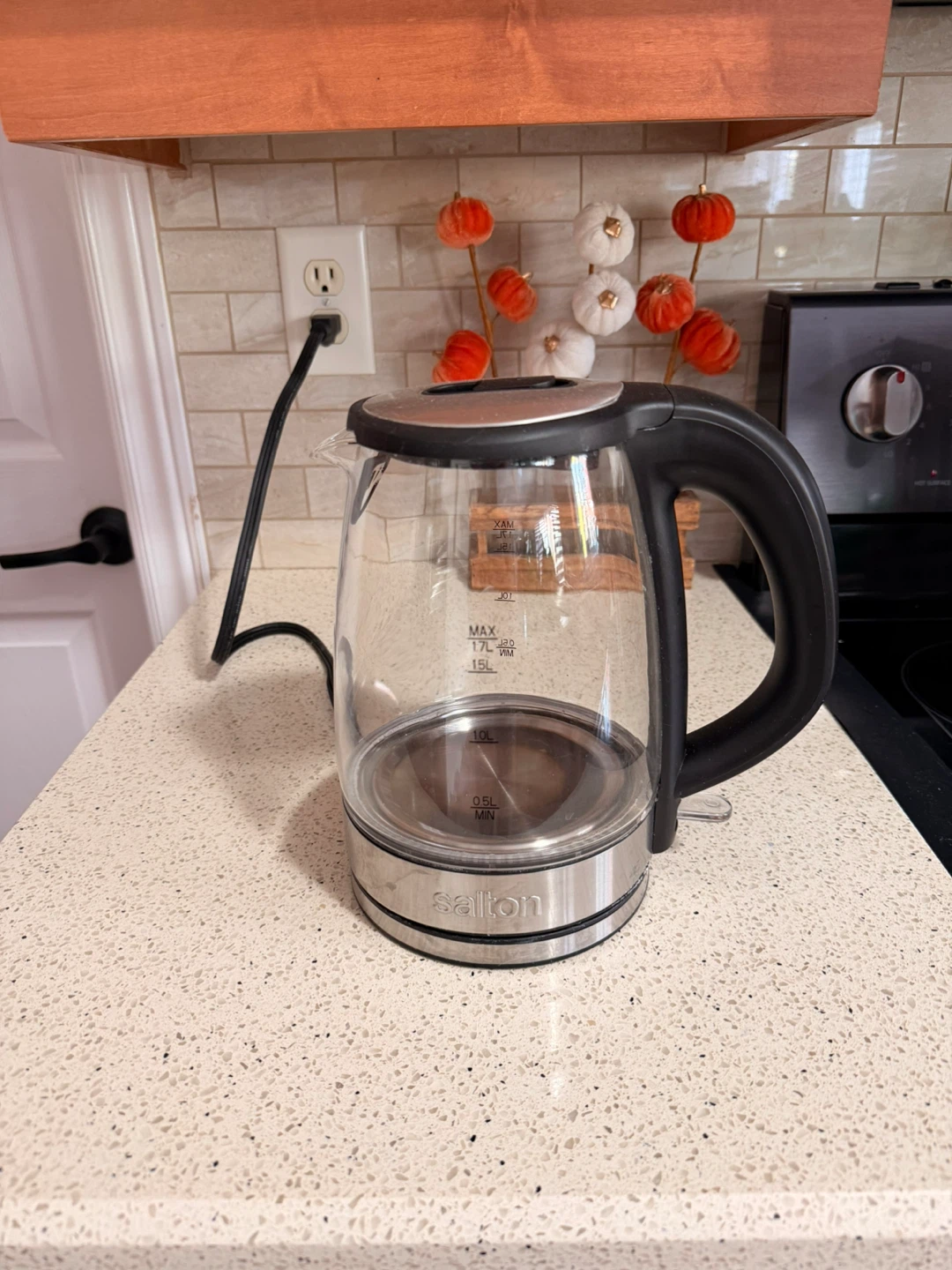 Salton Glass Electric Kettle 1.7L