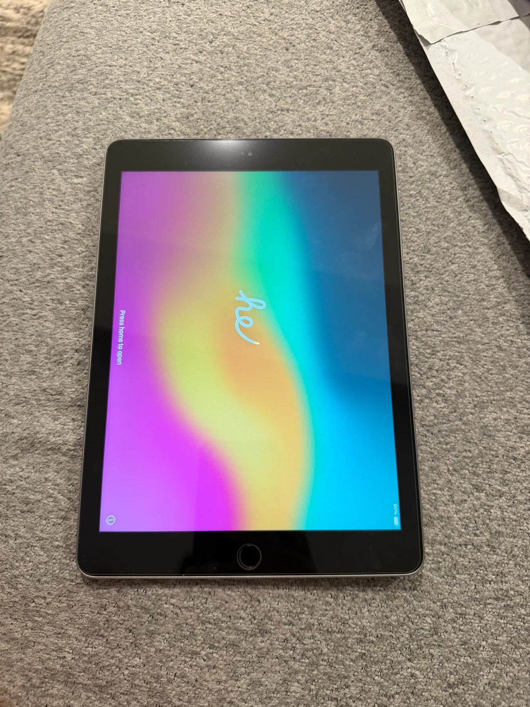 Apple iPad - photo 3