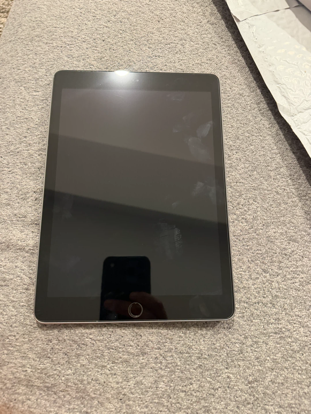 Apple iPad - photo 4