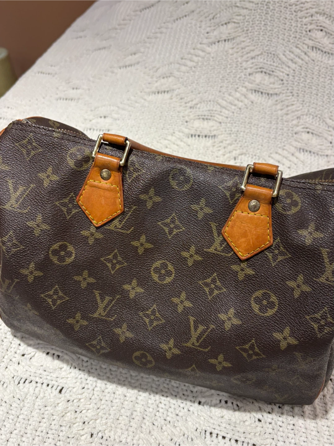 Louis Vuitton Speedy 30 Monogram Handbag - photo 3
