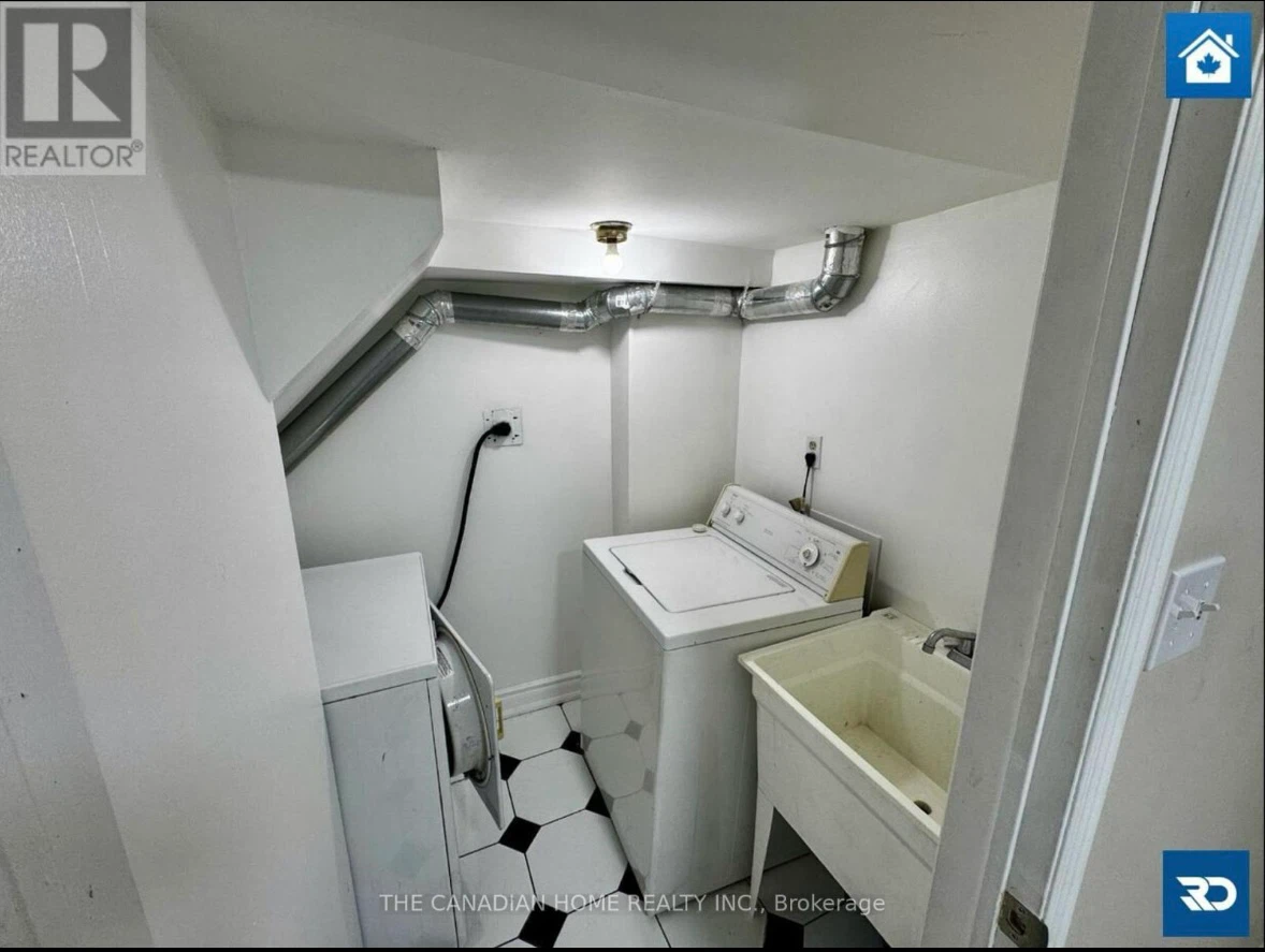 1 Room in a 2 bedroom Basement - photo 4