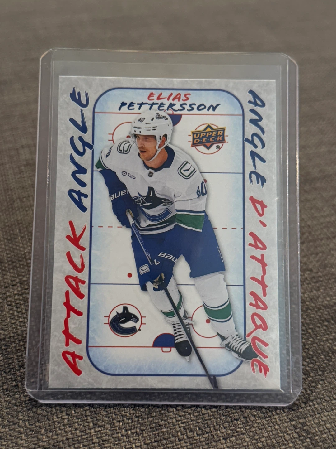 Upper Deck Elias Pettersson Attack Angle and Gold Hockey Cards
