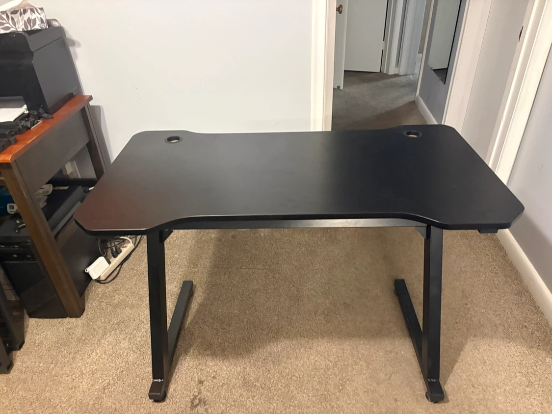 Free delivery used Black gaming desk - photo 3