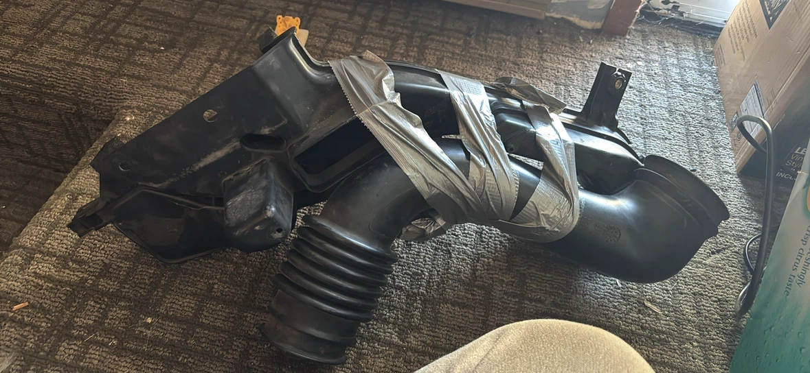 2019 Nissan rogue cold air intake assembly