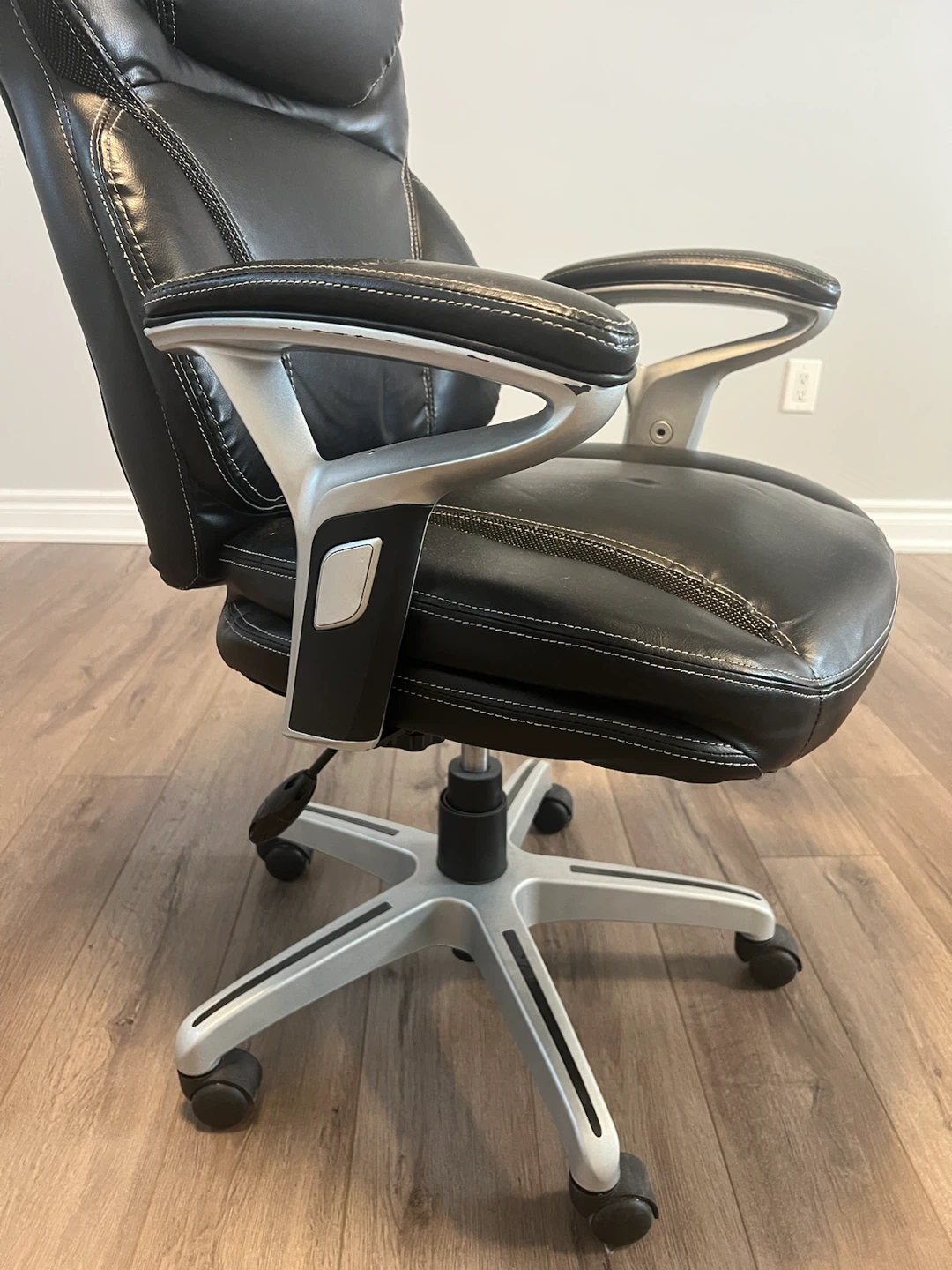 Black Ergonomic Office Chair