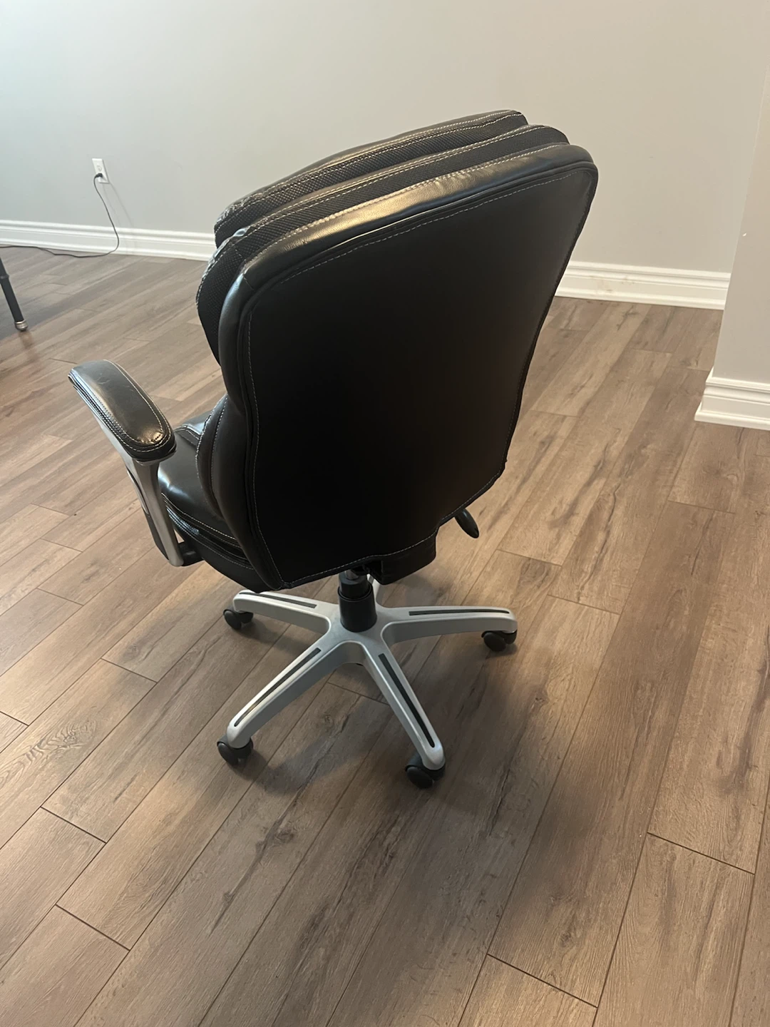 Black Ergonomic Office Chair - photo 4