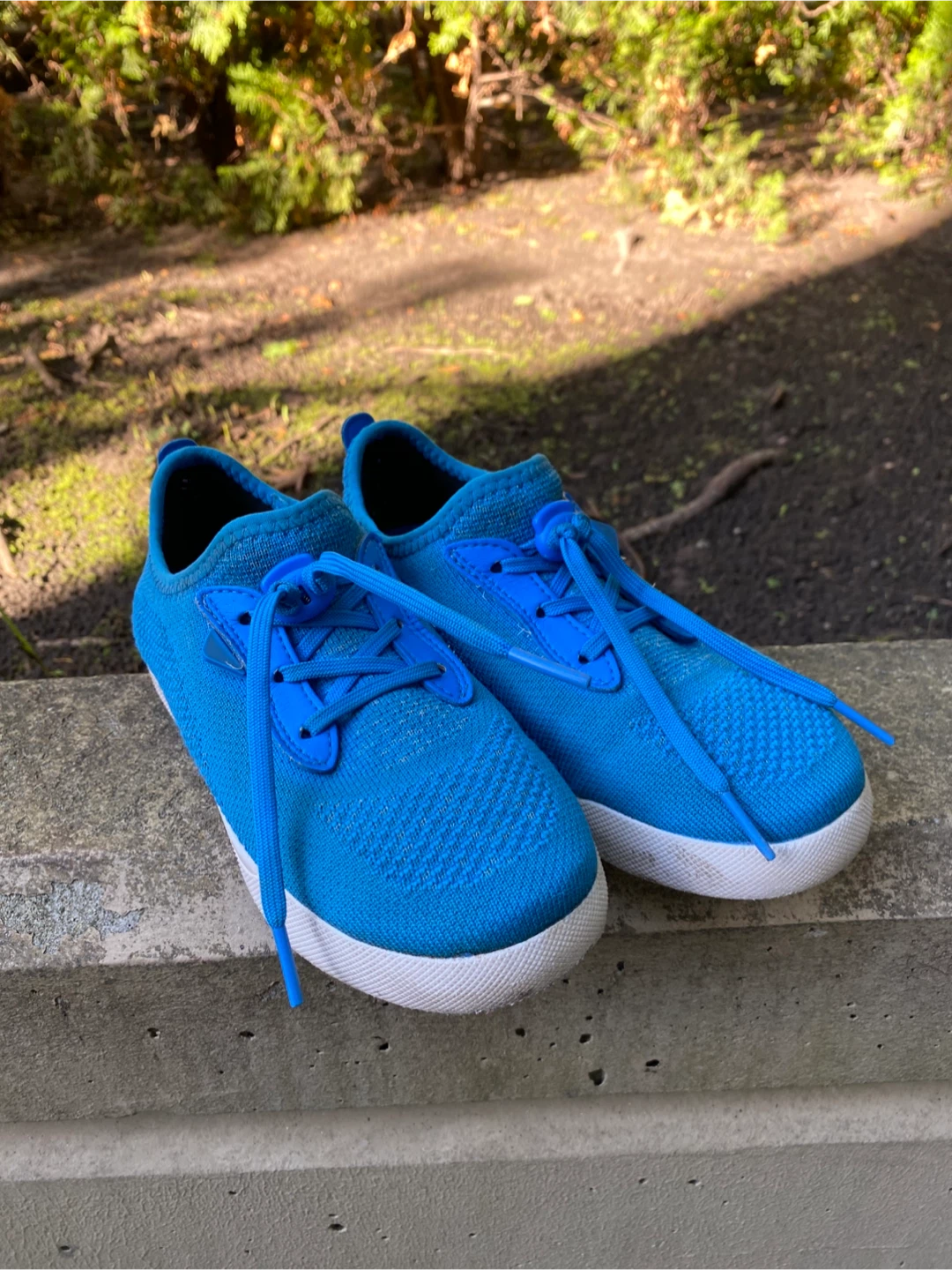 Vessi Weekend Sneaker - Blue - Kids Size 2