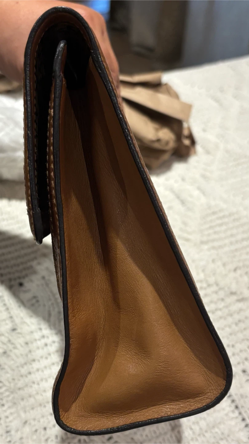 Vintage Gucci Parfums Suede Clutch - photo 5