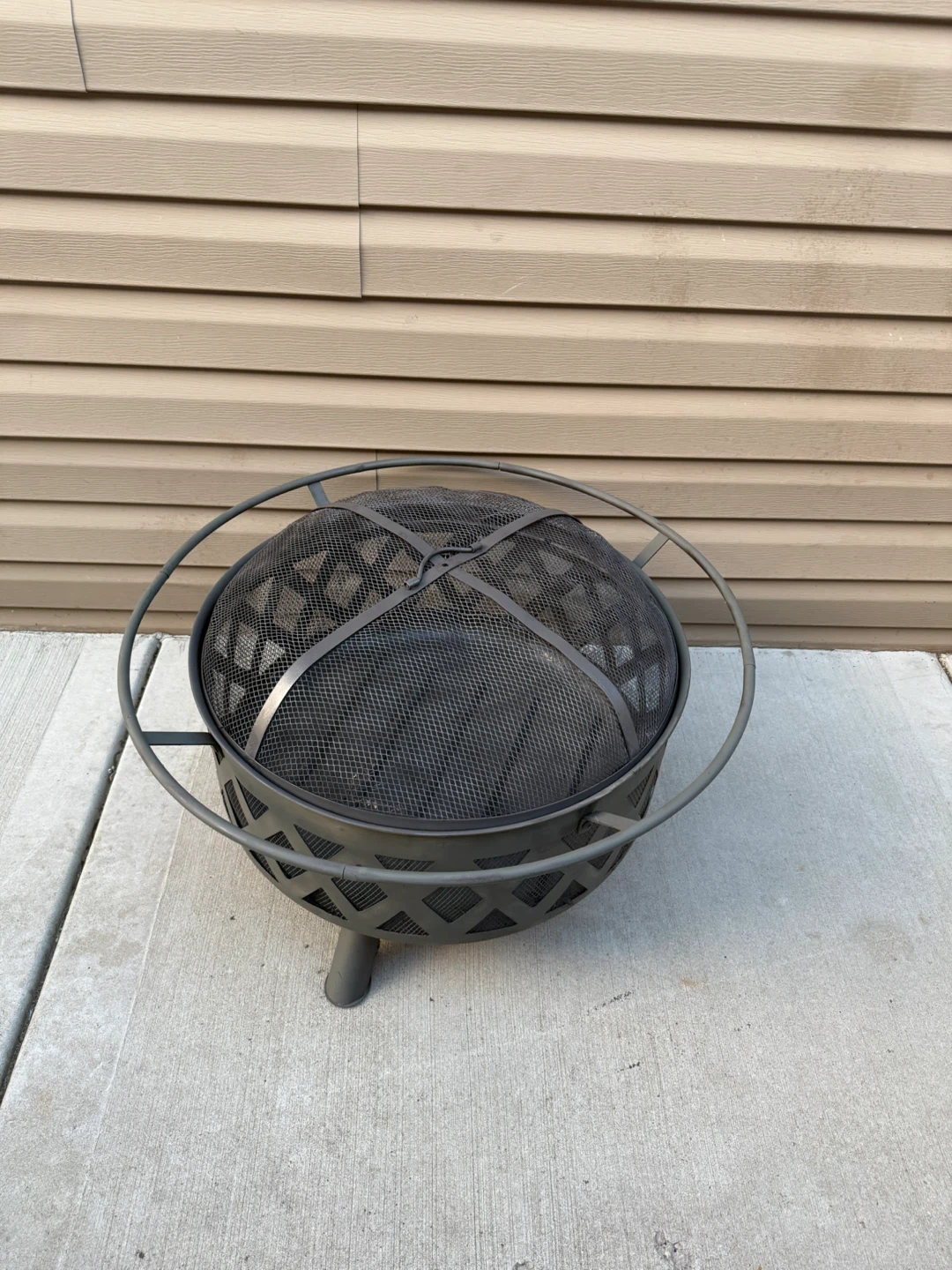 Outdoor Metal Fire Pit