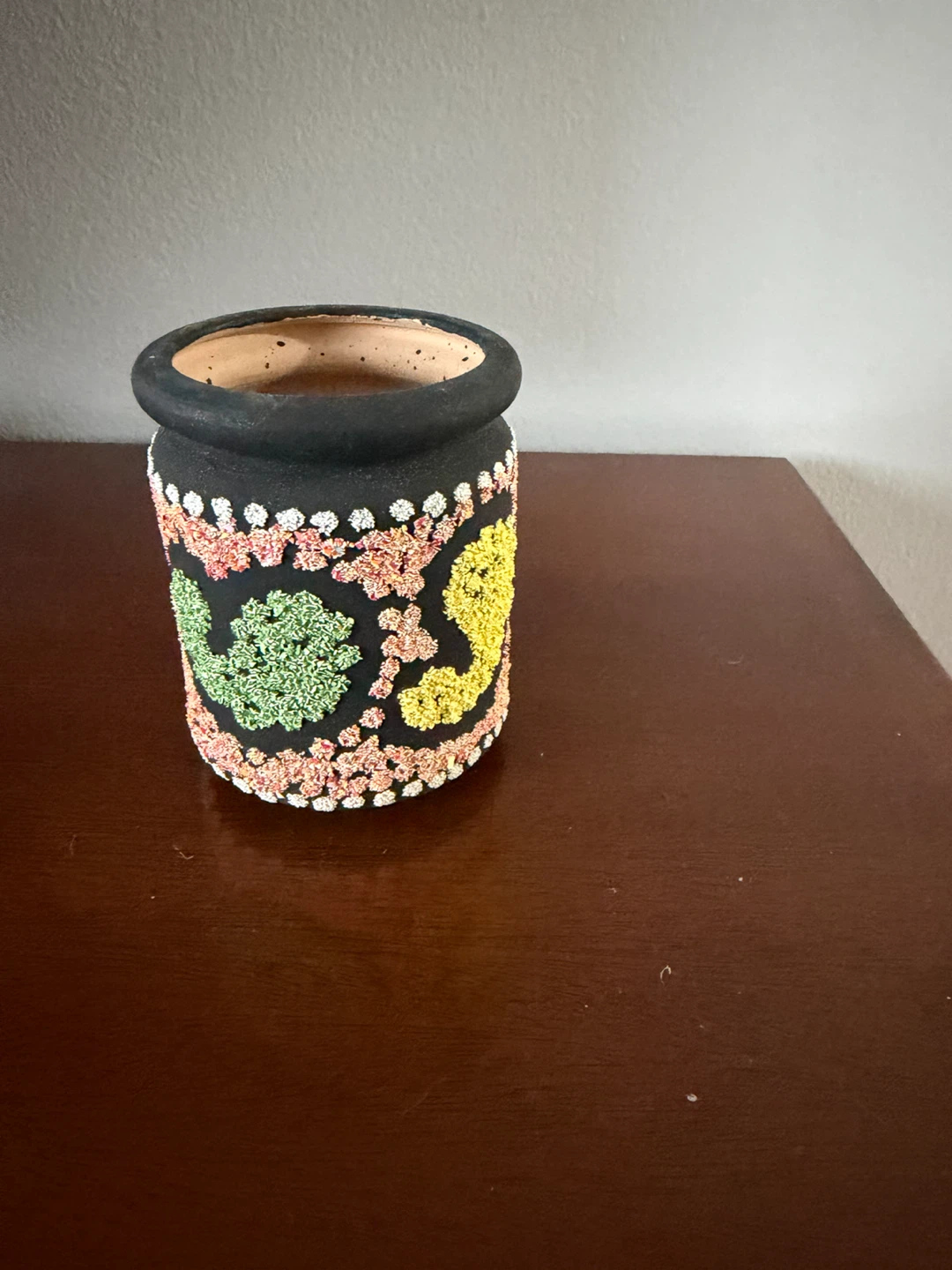 Hand-painted terracotta planter - photo 3