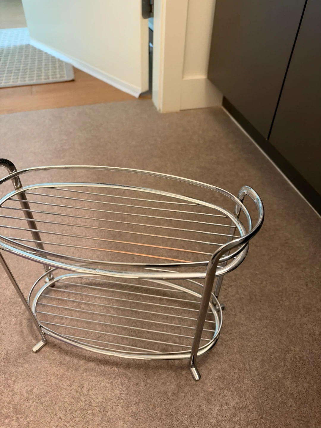 Bathroom accessories