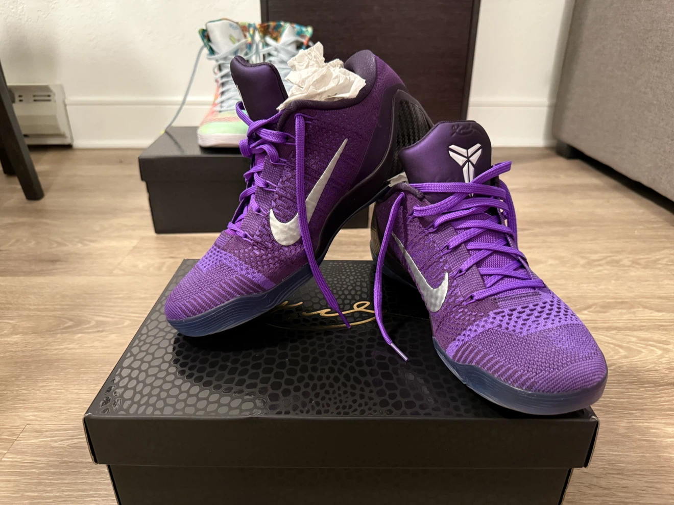 Kobe 9 Moon Walker