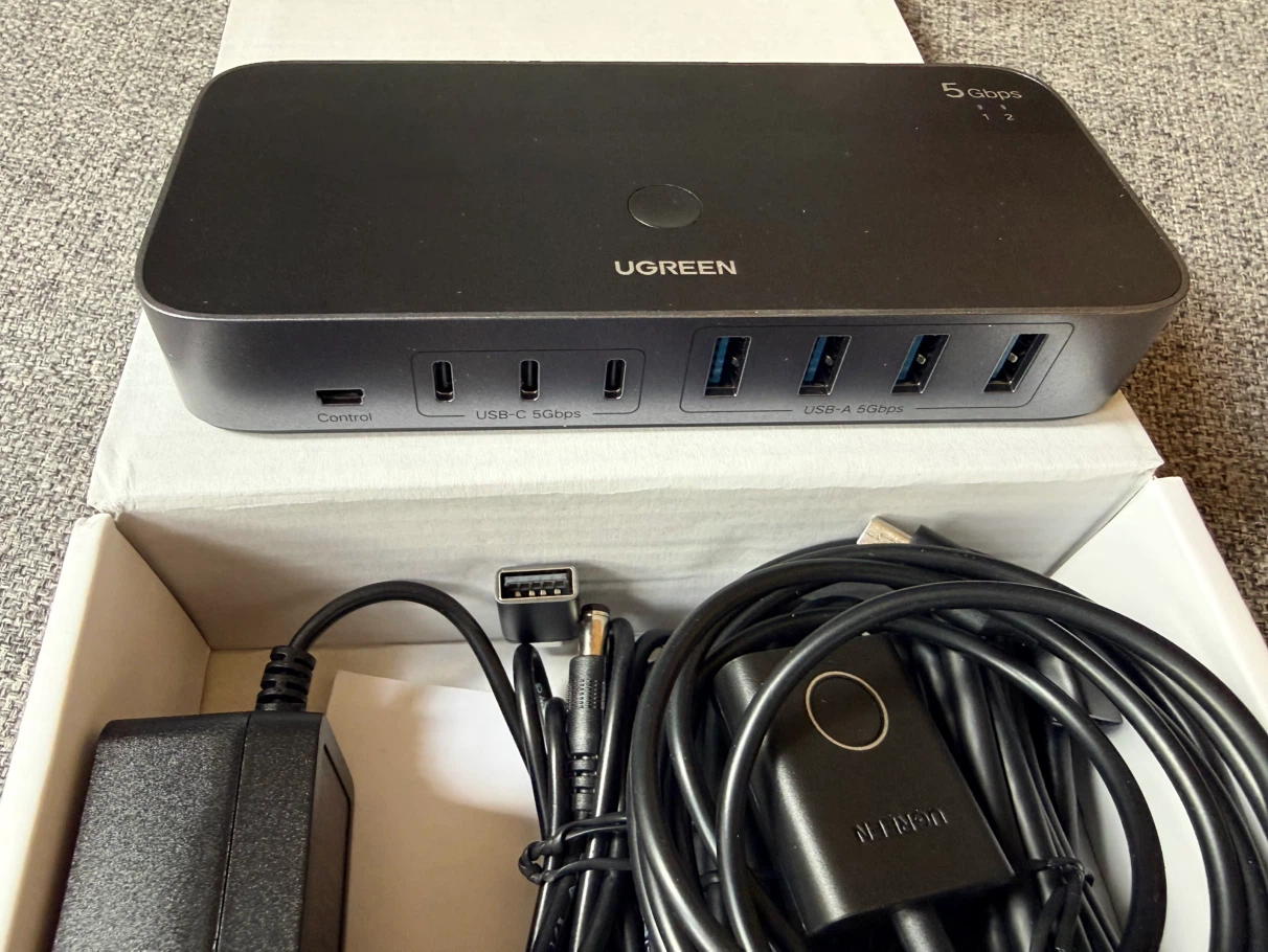 UGREEN USB 3.0 Sharing Switch 2 In 7 Out - photo 4