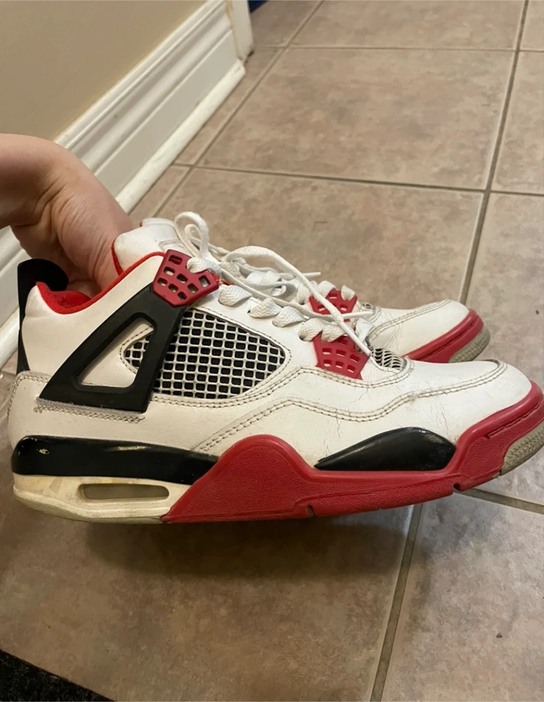 Nike Air Jordan 4 Retro Fire Red