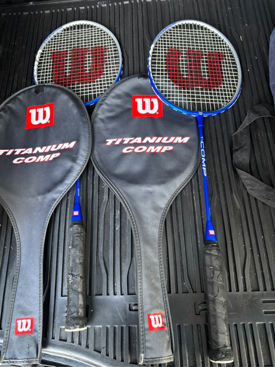 Wilson Titanium Comp Badminton Rackets