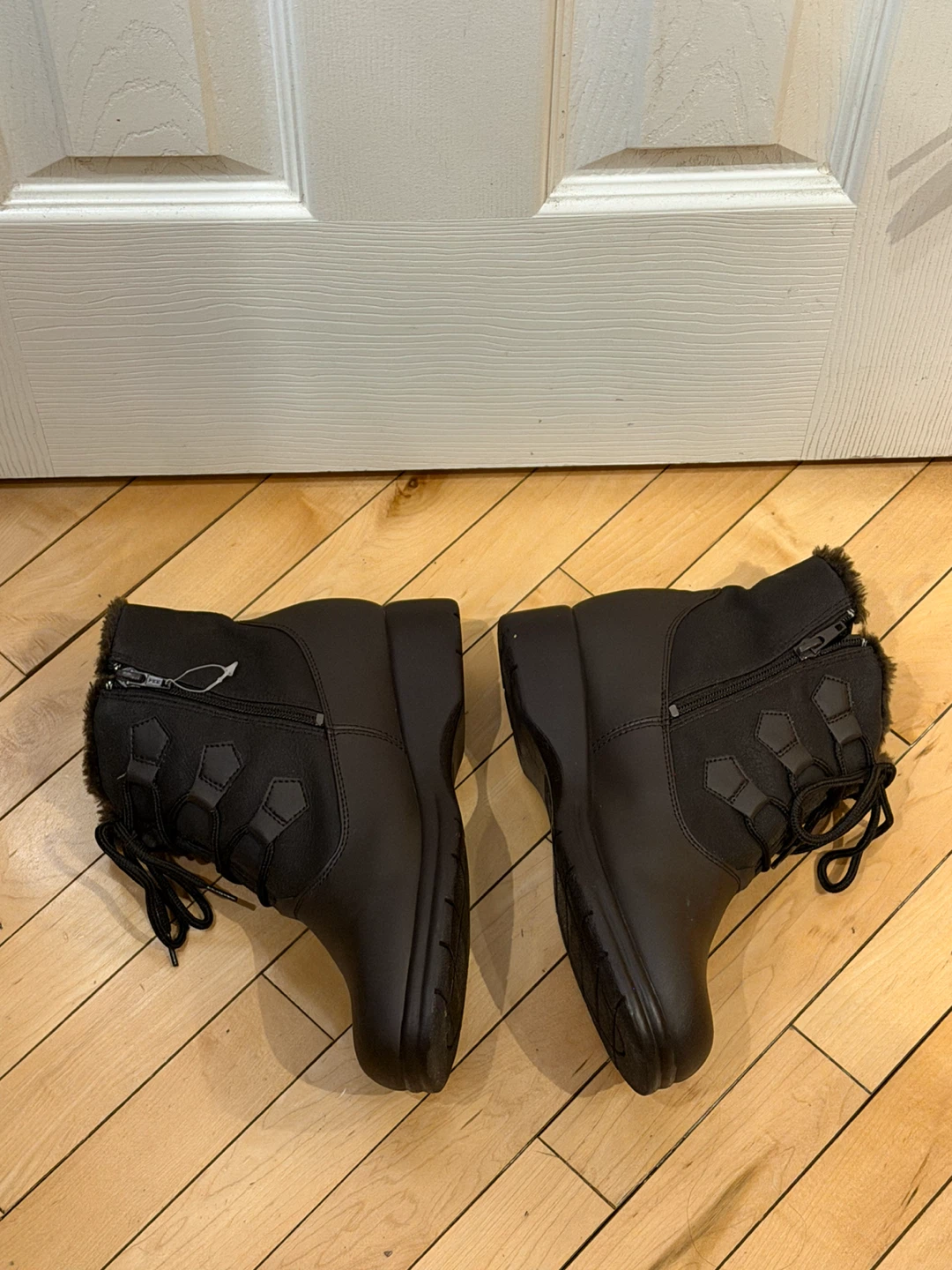 Brand new Rugged Outback Winter Boots - photo 2