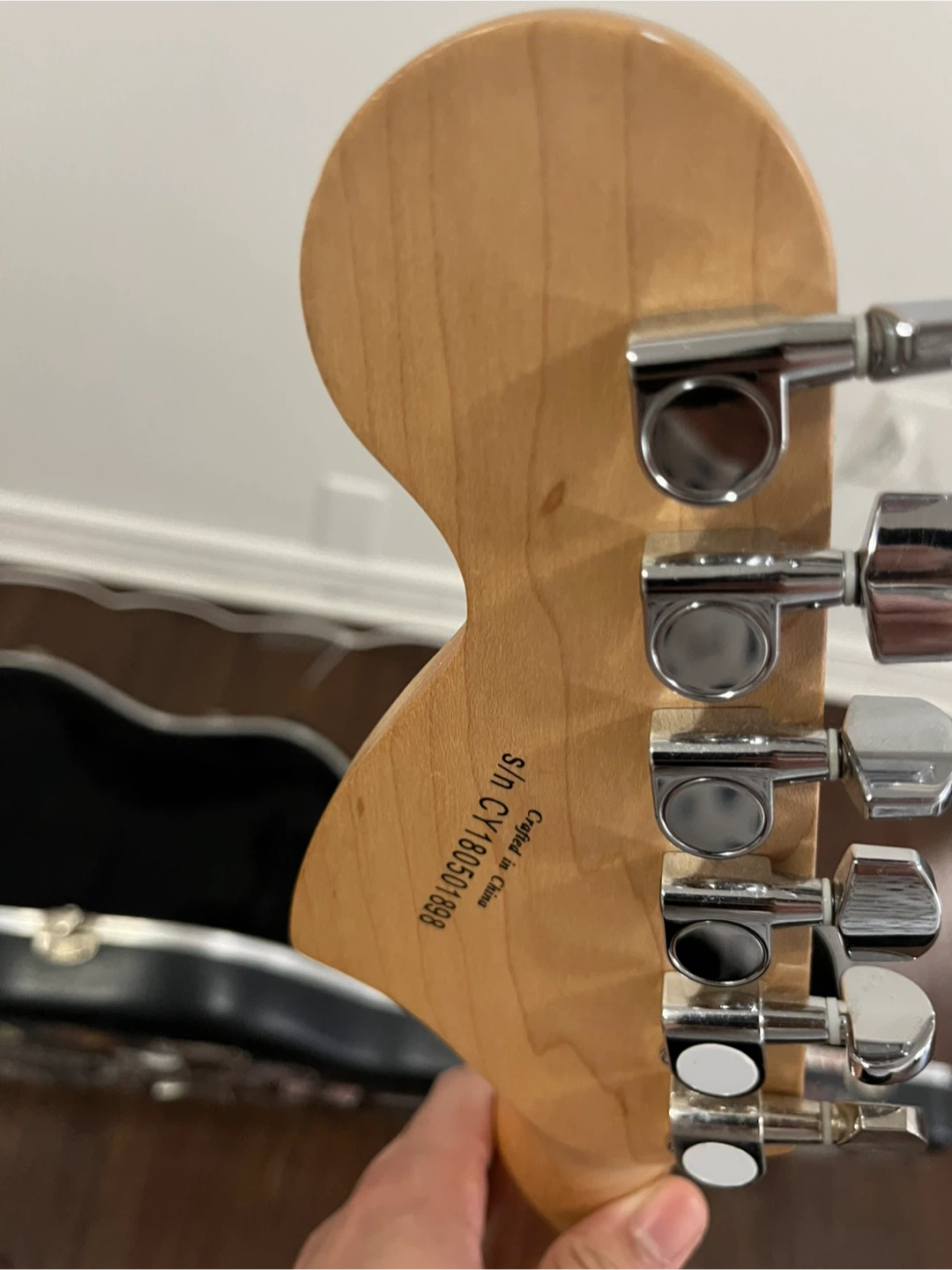 Squier Stratocaster Electric Guitar with Fender Hard Case - photo 2