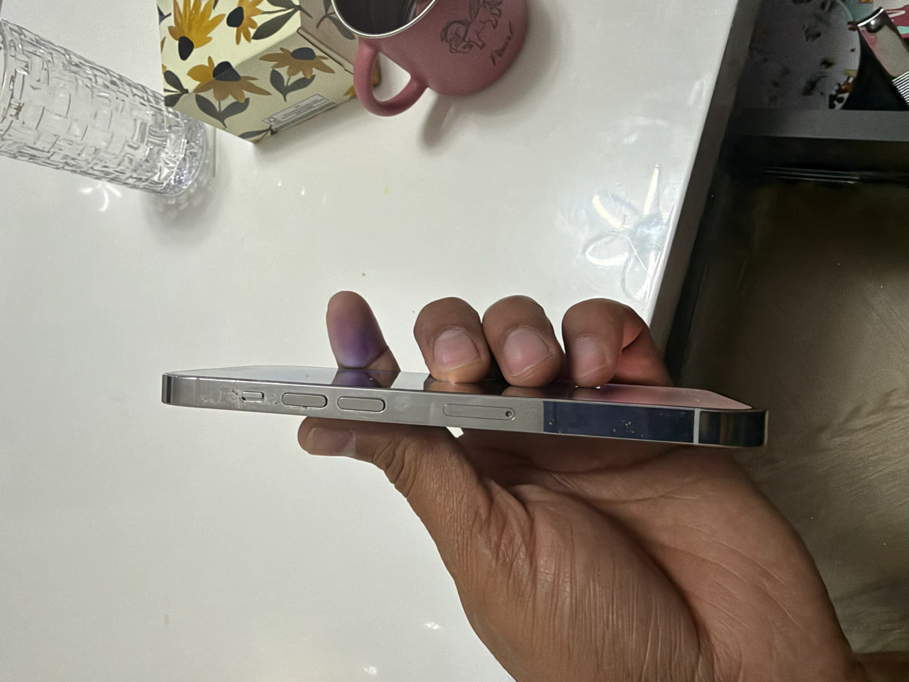 iPhone 14 Pro Silver - photo 2