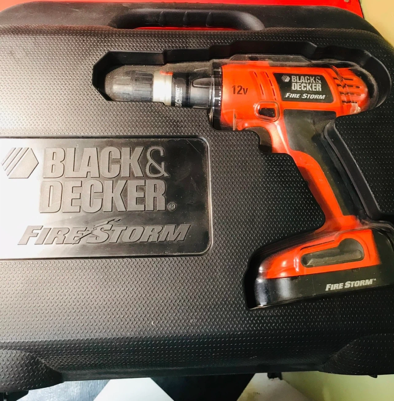Black & Decker Fire Storm 12V Drill - photo 3