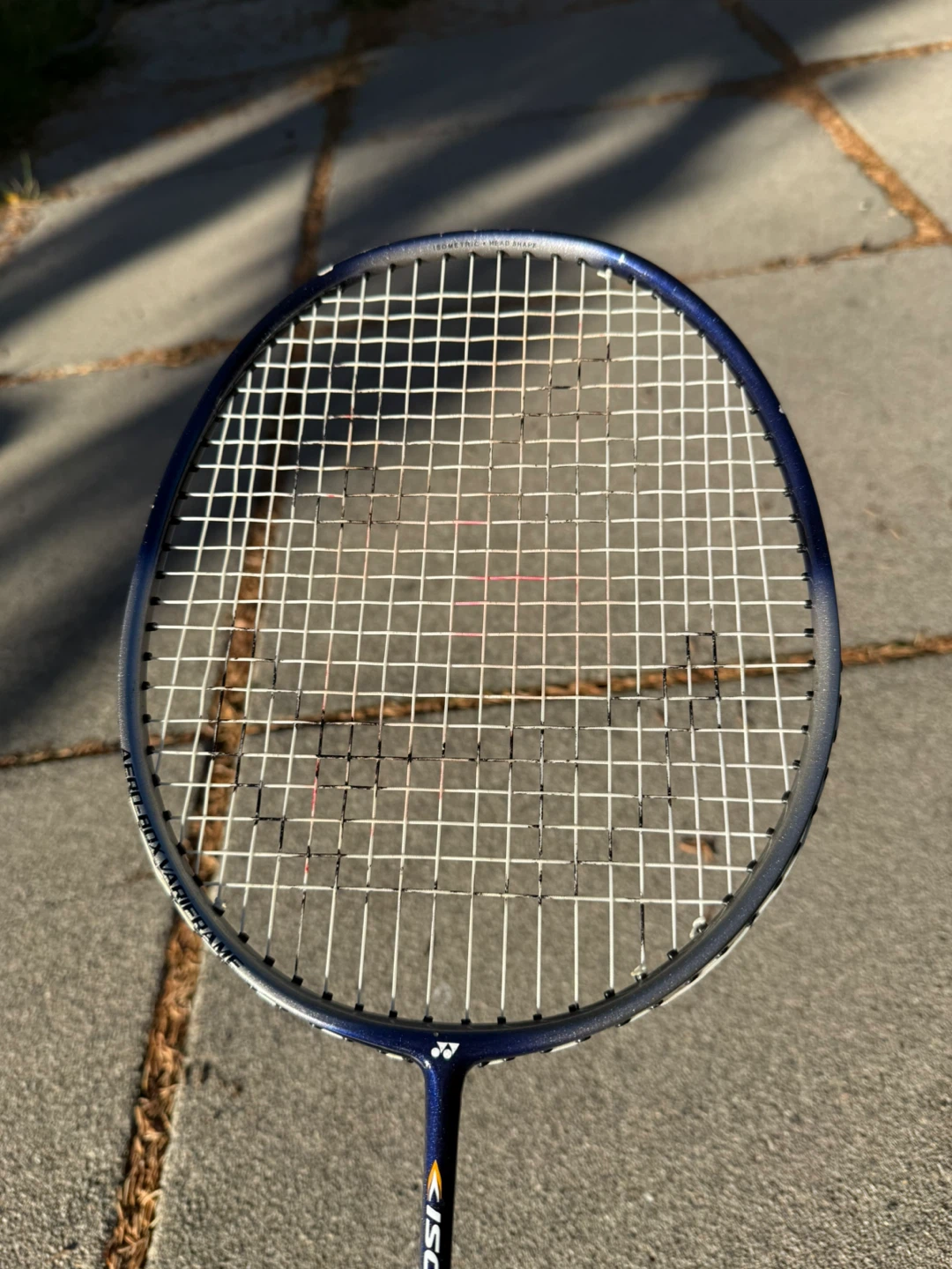 Yonex Isometric Badminton Racket - photo 5