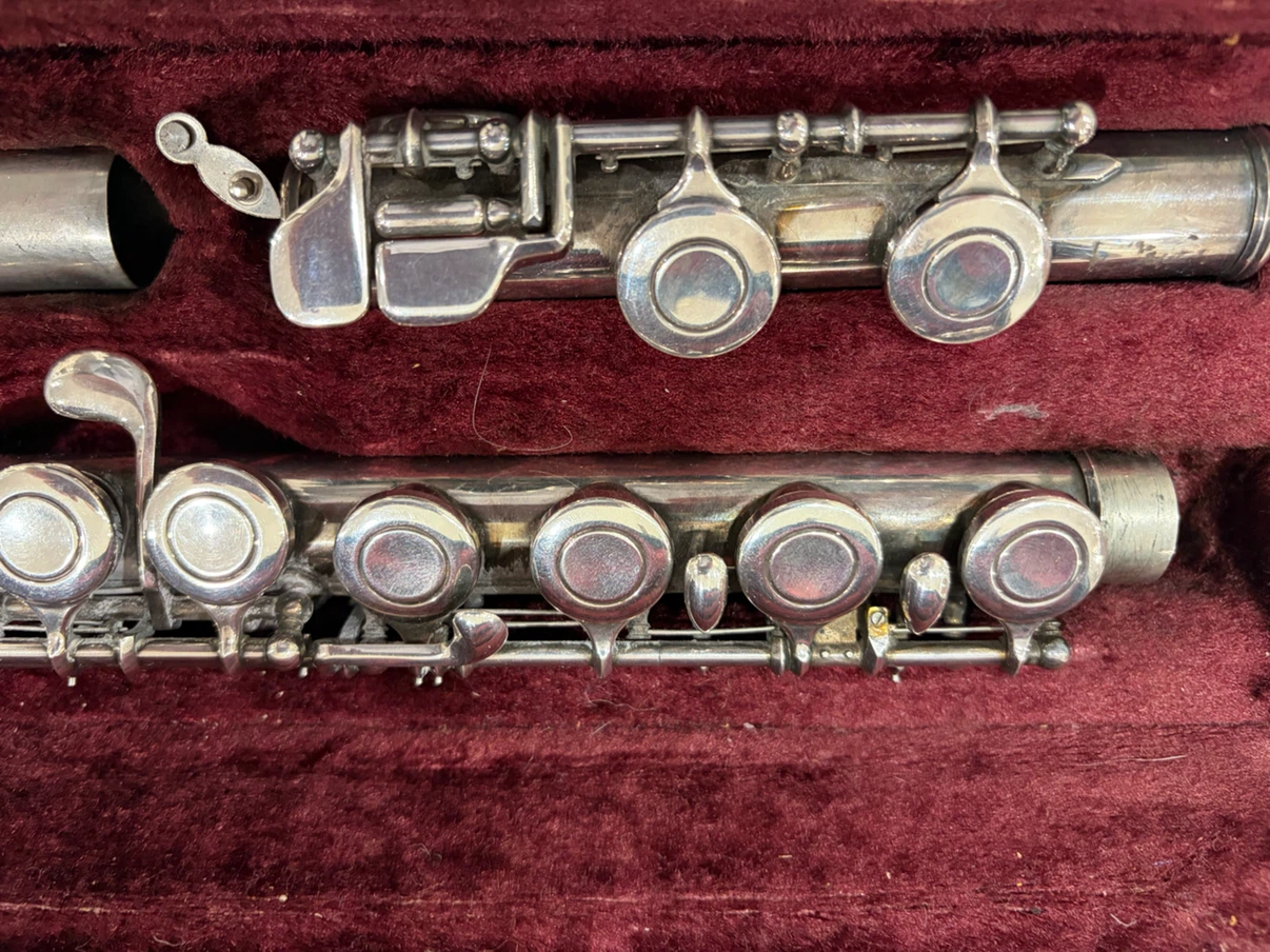 Yamaha 22 S Flute with Case - photo 3