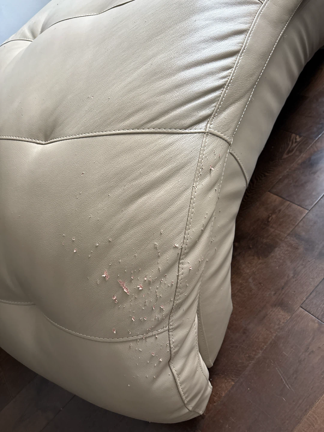 Beige Faux Leather Chaise Lounge - photo 3