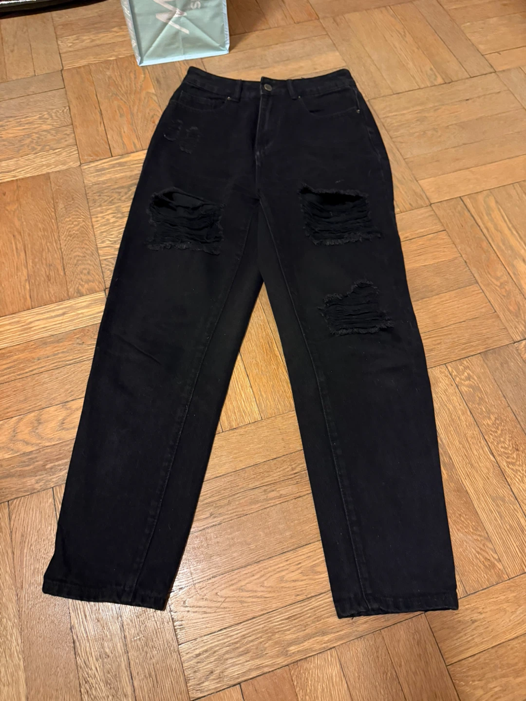 Saint Genies Distressed Black Jeans