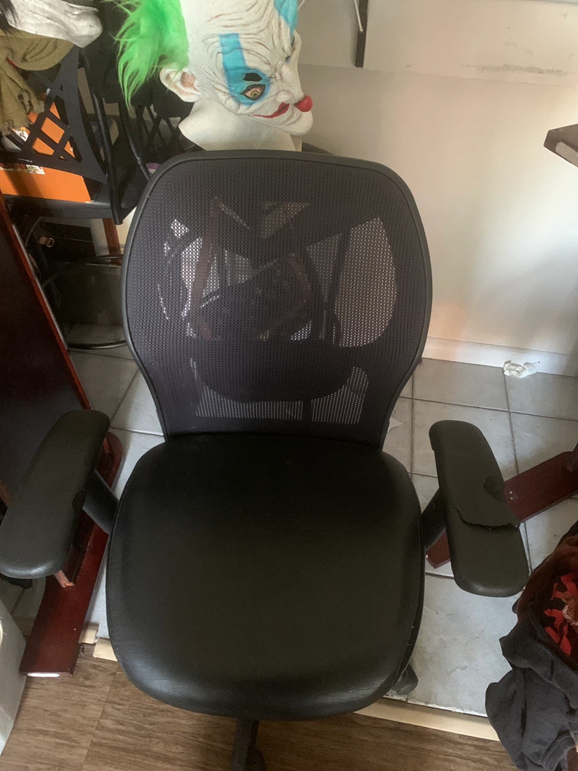 Black Mesh Office Chair