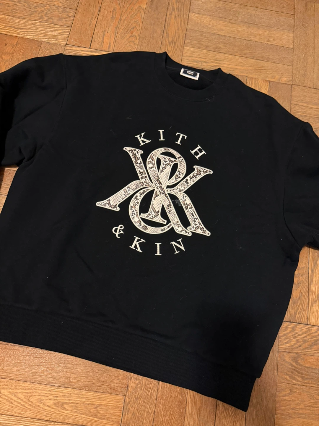 Kith & Kin Black Crewneck Sweatshirt