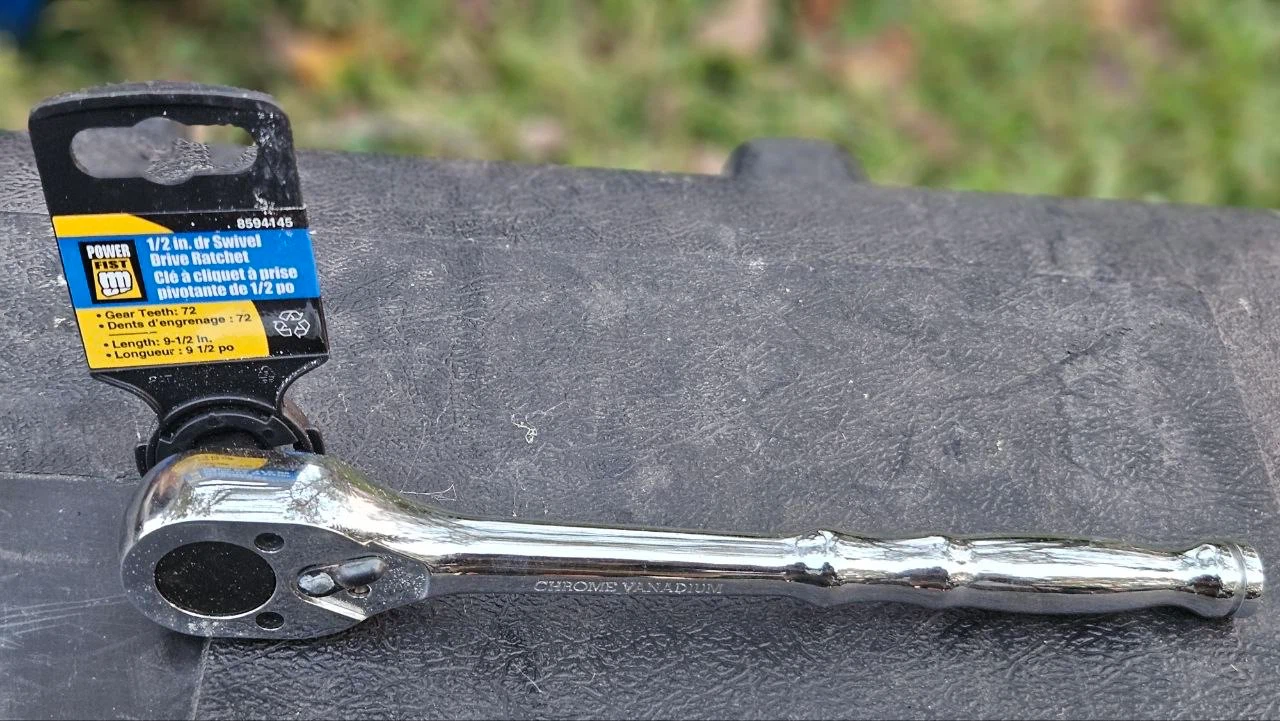 Power Fist 1/2 in. dr Swivel Drive Ratchet