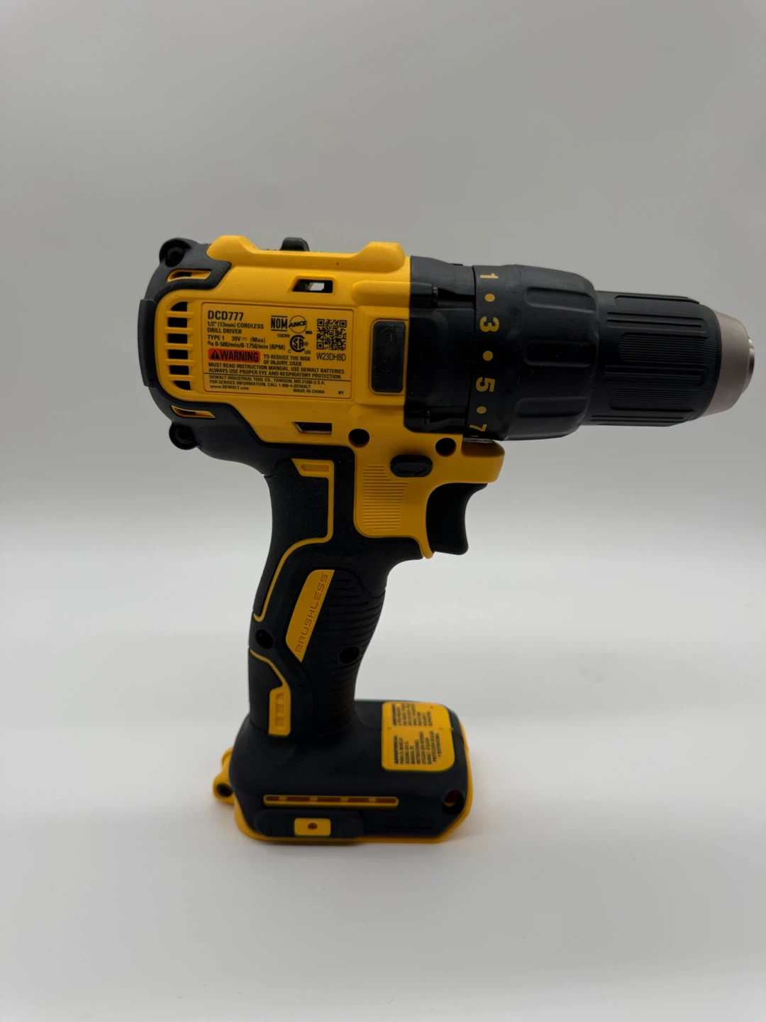 DEWALT 20V MAX  Cordless Brushless Compact 1/2-inch Drill DCD777 - photo 2