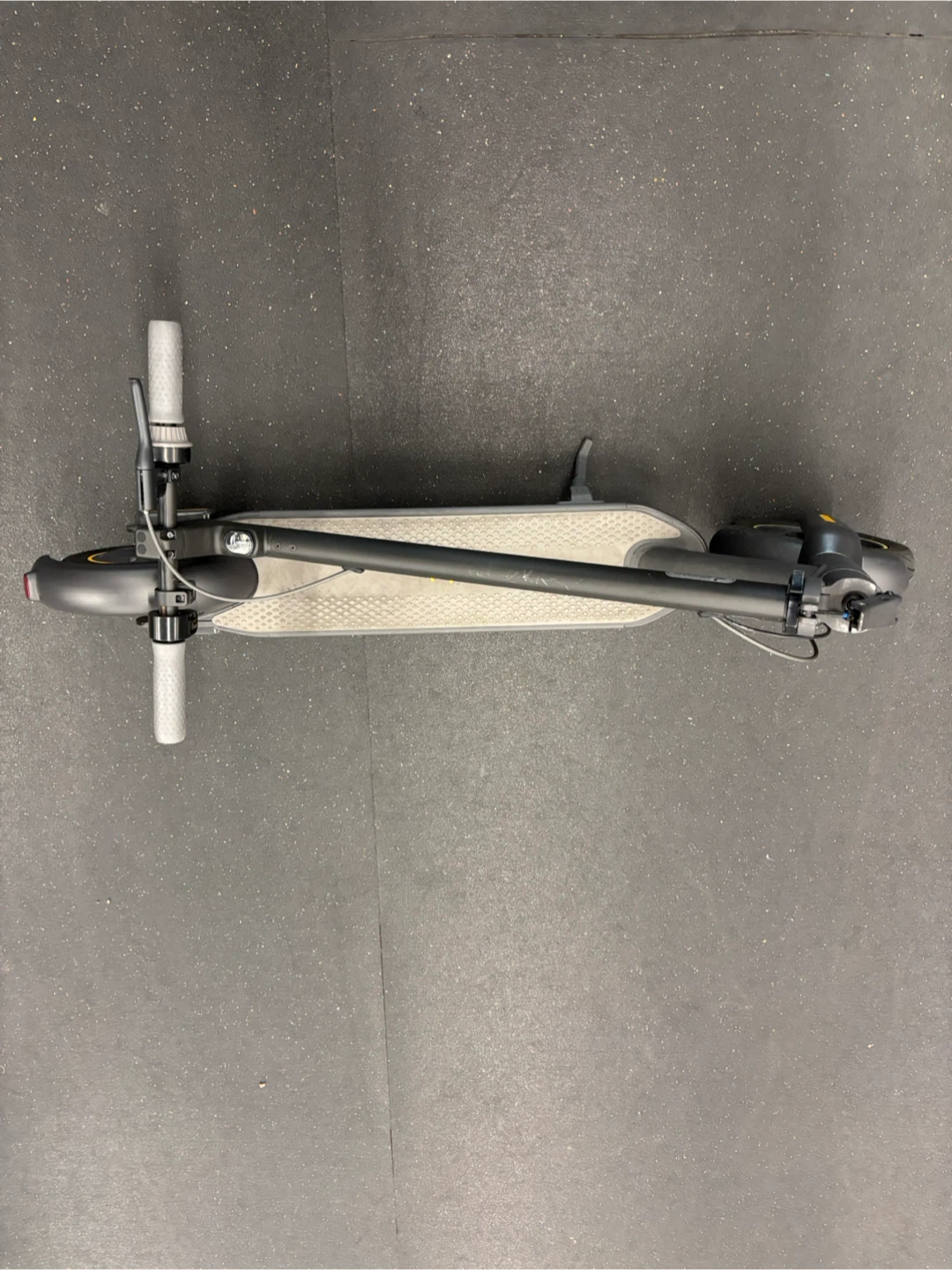 Segway Ninebot MAX G30P — $400 FIRM - photo 3